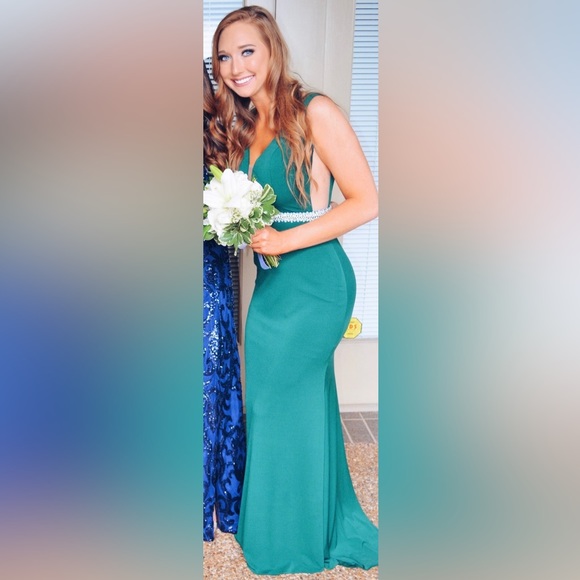 Nina Canacci Green Prom Dress - Size 4 - Picture 3 of 4